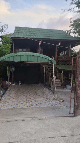 ขายที่ดิน 1 ไร่ พร้อมบ้าน 1 หลัง  ต ท่าเสา อ.กระทุ่มแบน จ สมุทรสาคร