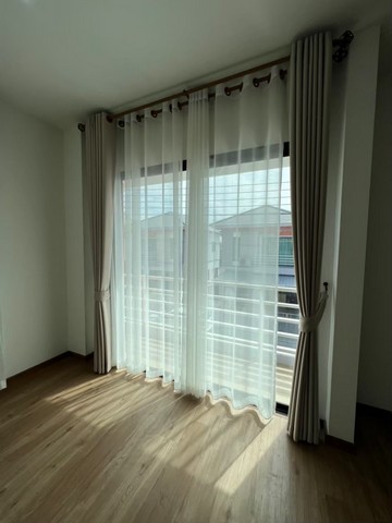 บ้าน หมู่บ้านภูริ ชลบุรี 70 ตรว. 3BR3BR 6430800 thb ไม่ไกลจาก หลังโกลบอลเฮ้าส์ ชลบุรี  HOT DEAL!