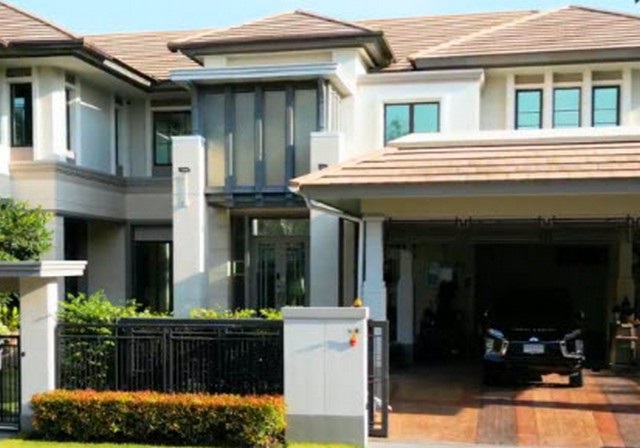 บ้าน บ้านเดี่ยว พระราม 2 4BEDROOM 37500000 B. ไม่ไกลจาก ห้างสรรพสินค้า: Central, Big-C, Lotus, Makro, HomePro & บุญถาวร เป็นต้น ราคาดีเยี่ยม เป็น Luxury House ที่มีราคา, ทำเล และมีสภาพแวดล้อมที่ดีมาก