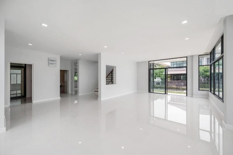 ขายบ้านเดี่ยว 2 ชั้น หมู่บ้าน เดอะ แกรนด์ ปิ่นเกล้า ใกล้ รถไฟฟ้าสถานีรถไฟฟ้า BTS สายสีแดง บางซื่อ ตลิ่งชัน สถานีศาลาธรรมสพน์