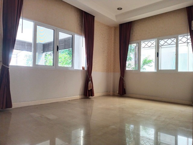 ขายบ้านเดี่ยว หมู่บ้านลัดดาวิลล์ ถ.บางกรวย-ไทรน้อย บางบัวทอง นนทบุรี