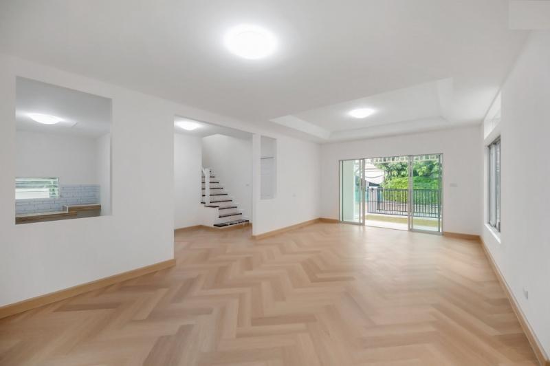 ขายบ้านเดี่ยว 2 ชั้น โครงการ พฤกษ์ลดา พุทธสาคร ใกล้รถไฟฟ้าสายสีน้ำเงิน สถานีหลักสอง และ ใกล้ The Mall บางแค