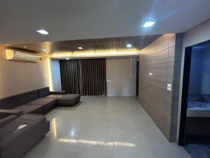 BH2774 ให้เช่าโฮมออฟฟิศ 4 ชั้น เนื้อที่ 29.80 ตารางวา ย่านพระราม 9 หลังห้างเซนทรัล ใกล้ฟอร์จูน รถไฟฟ้า MRT