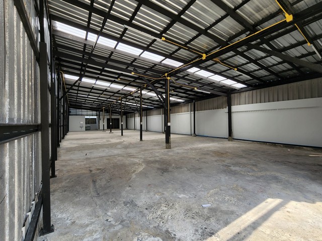 ให้เช่าโกดังพร้อมออฟฟิศ 340 ตรม. โซนนวมินทร์ เขตบึงกุ่ม ถนนกว้าง ไฟ 3 เฟส ใกล้เลียบด่วน เกษตร นวมินทร์ แฟชั่นไอส์แลนด์ 