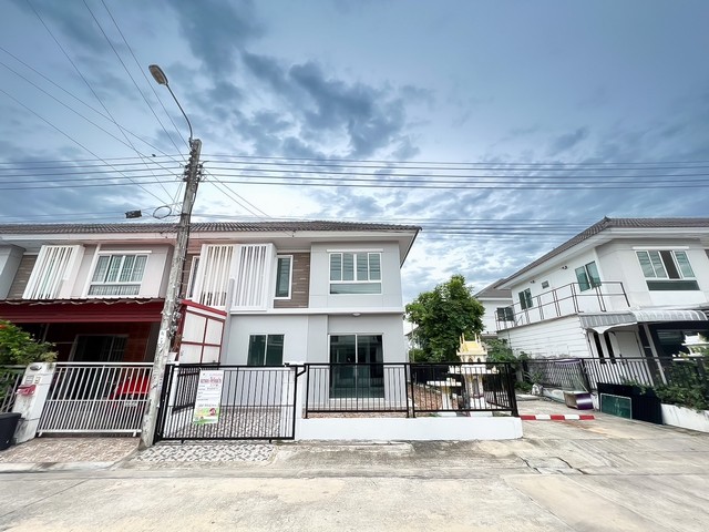 ปล่อยเช่าคอนโด Park 24 ( BTS พร้อมพงษ์ )  เฟอร์บิ้วอิน เครื่องใช้ไฟฟ้าครบ PNY-CON1