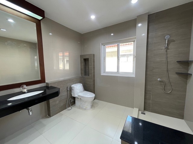 ขายบ้านรีโนเวทพร้อมอยู่ โชคชัยปัญจทรัพย์ 44 ทวีวัฒนา กรุงเทพ  PNY-CH1