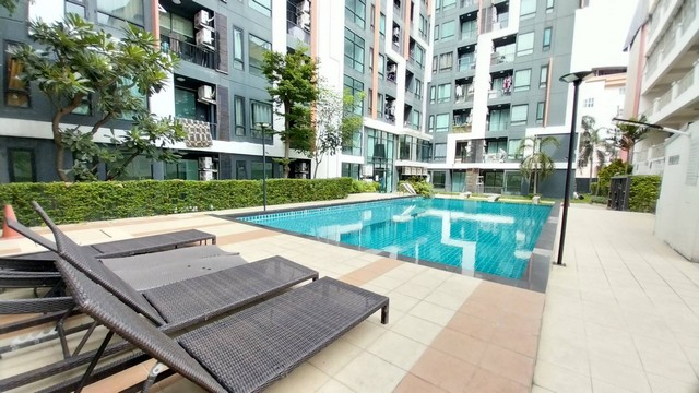  รายละเอียดเพิ่มเติม Code ID : AL 0787  ราคาขาย 1,491,500  บาท- พื้นที่ใช้สอย :  27.11 ตร.ม. - จำนวนห้อง : 1 ห้องนอน 1 ห้องน้ำ  - ชั้น : 2- อาคาร : 1 พิกัดทรัพย์ : https://maps.app.goo.gl/brWSVfCTWrbsHCWNA    สถานที่ใกล้เคียง- ใกล้เดอะมอลล์ รามคำแหง- ใกล้สนามราชมังคลา กีฬาสถานแห่งชาติ - ใกล้รพ.สมิติเวช ศรีนครินทร์- ใกล้ร.ร.บดินทรเดชา (สิงห์ สิงหเสนี) สอบถามเพิ่มเติม/นัดชมโทร. 097-419-5982(พลอย)โทร. 096-932-4624(ออมสิน)Line : @panaya (มี@ด้านหน้า)ปรึกษาสินเช�