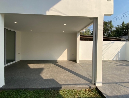 ขายบ้านแฝด 2 ชั้น หมู่บ้านเฟรนชิพ มัยลาภ. ลาดพร้าว เนื้อที่ 35 ตรว 2 ห้องนอน 2 ห้องน้ำ