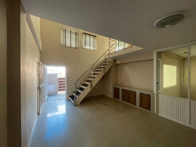 ขายทาวน์เฮ้าส์ เมอริท เพลส ลาดพร้าว 87 วังทองหลาง กรุงเทพมหานคร AI 0103