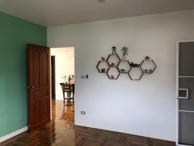 ขายบ้านเดี่ยว 2 ชั้น หมู่บ้านทองสถิตย์ รามอินทรา 34 หลังมุม