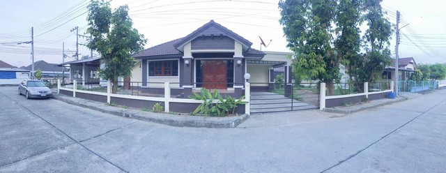 ขายบ้านเดี่ยว 3นอน2น้ำ 104ตรว. ขาย2.39ล้าน พร้อมผู้เช่า หลังมุม หมู่บ้านกรีนปาร์ค ต.ป่าสัก อ.เมือง ลำพูน