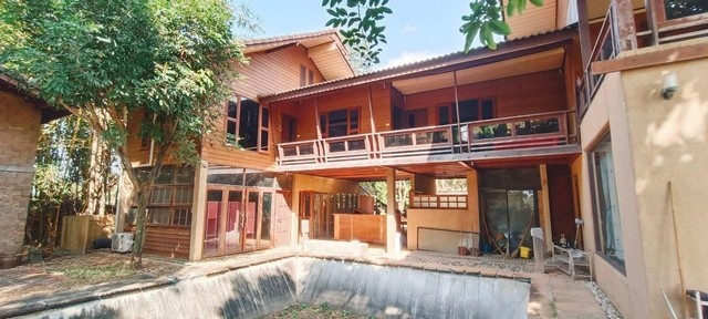 บ้านเดี่ยว 2 ชั้น สไตส์บ้านสวน รีสอร์ท เนื้อที่ 6-3-33 ไร่ ต.ออนกลาง อ.แม่ออน จ.เชียงใหม่