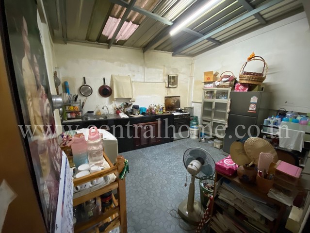 ทาวน์เฮ้าส์  ซอย เรวดี 32 ราคาถูก (หมู่บ้าน สามัคคีวิลเลจ)