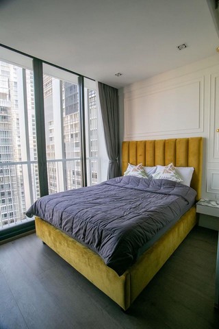 Park 24, safe, quiet, livable, 23rd floor, BTS Phrom Phong.***Service for selling/renting houses, condos and giving advice. If interested, contact at any time***Interested in additional details or pictures or making an appointment to see the room?Contact Ekachai (Aui)T. 089-799-5598Line@ ID: @auiauiaui001 (add @ in front as well)Room type: 1 bedroom, 1 bathroomSize 29 sq m., 23rd floor, Building 6New, clean room, beautifully decorated, ready to move in.details-------------------------------------------------- ------------Rental price: 19,000 baht per month-------------------------------------------------- ------------* furniture- wardrobe- Built-in kitchen- Bed with mattress- Sofa-------------------------------------------------- ------------*Facilities worth using- Yoga studio, boxing practice room- Streaming room- library- Common living room- Sky swimming pool and Jacuzzi pool- Meeting room and recreation room-------------------------------------------------- ------------*Nearby impo