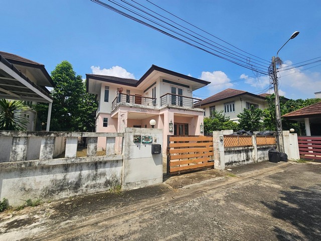   รายละเอียดเพิ่มเติม Code ID : AJ 0067  ราคาขาย  3,240,000 บาท- ขนาดพื้นที่ :   52 ตรว.- จำนวนห้อง :  3 ห้องนอน 2 ห้องน้ำ - ที่จอดรถ :    2   คันพิกัดทรัพย์ : https://maps.app.goo.gl/WUB1EqR4xDwZQkYh9    สถานที่ใกล้เคียง- ใกล้โรงเรียนโสมาภาพัฒนา- ใกล้โรงพยาบาลสินแพทย์รามอินทรา - ใกล้สวนสยาม, ซาฟารีเวิลด์, แฟชั่นไอส์แลนด์สอบถามเพิ่มเติม/นัดชมโทร. 097-419-5982(พลอย)โทร. 096-932-4624(ออมสิน)Line : @panaya (มี@ด้านหน้า)ปรึกษาสินเชื่อฟรี One Stop Service ดูแลตั้งแ�