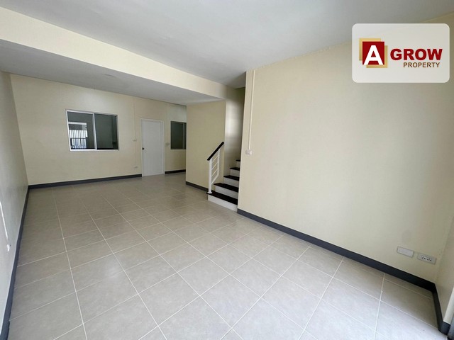 ม.พฤกษา56  ซ.สุขสวัสดิ์102 บ้านรีโนเวทใหม่พร้อมเข้าอยู่