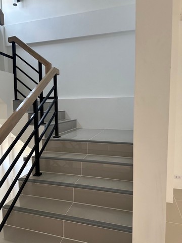 ให้เช่าอาคารพาณิชย์ 3 ชั้น ใกล้เซ็นทรัล ระยอง เหมาะสำหรับทำโฮมออฟฟิศ และสำหรับการพักอาศัย