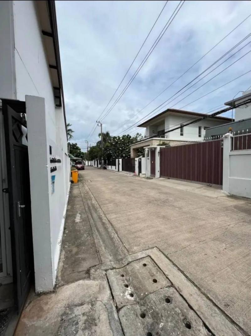 ให้เช่าบ้านเดี่ยว2ชั้น200ตร.ม.ย่านสวนหลวงซอยพัฒนาการ50น้ำไม่ท่วมใกล้รถไฟฟ้าสายสีเหลือง