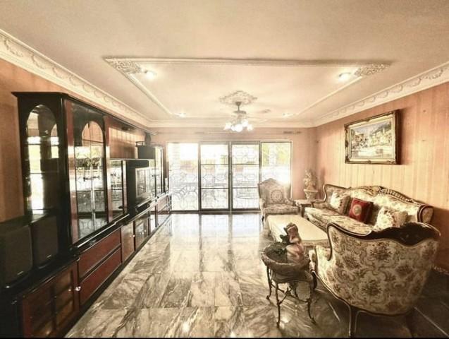 ให้เช่าบ้านเดี่ยว2ชั้น6นอนย่านตลิ่งชันบรมราชชนนีเขตตลิ่งชันพร้อมเฟอร์นิเจอร์ใกล้วีโลพลาซ่า