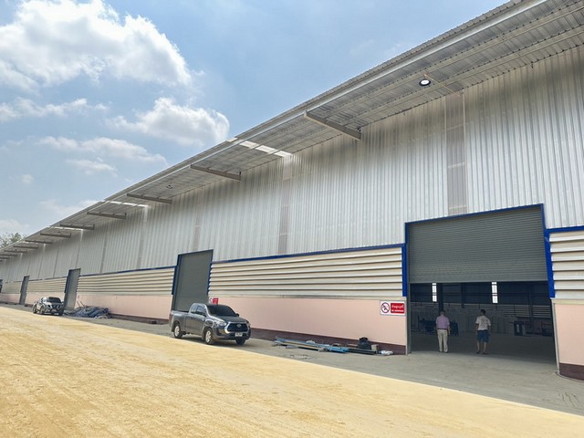 โรงงานให้เช่าโกดังให้เช่าอยู่ใกล้นิคมอมตะซิตี้ ตำบลพนานิคม อำเภอพัฒนานิคม จังหวัดระยองสร้างใหม่
