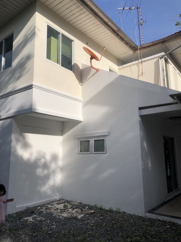 สงกรานต์นี้เล็งที่ทางดีดีสักแปลงนะคะ  ขาย บ้านสวยสไตล์โมเดิร์น มบ.มณีรินทร์ สาธารณูปโภคครบครัน 97 วา 3นอน3น้ำพร็อพเพอร์ตี้เพอร์เฟค บ้านเดี่ยวสองชั้น 3นอน 3น้ำ  มณีรินทร์ 2ชั้น   97 วา ต.บางคูวัด อ.เมือง ปทุมธานี 0968821857