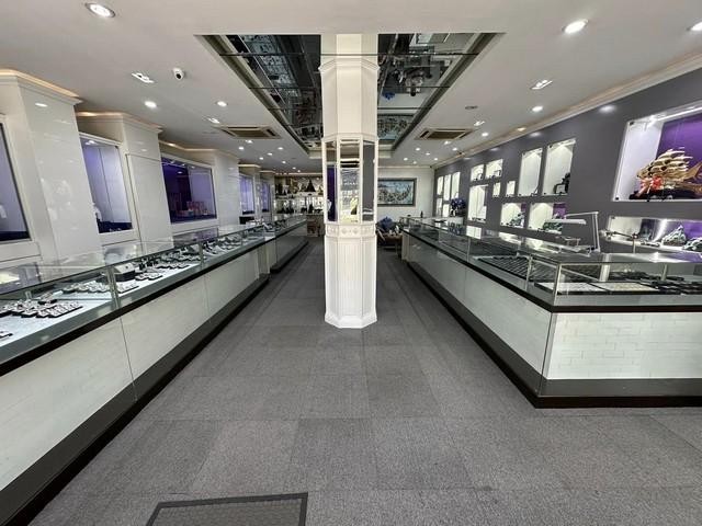 POR3993 ขาย อาคารพาณิชย์ 5.5 ชั้น 770 ตรม. ติดถนนสีลม แขวงสีลม เขตบางรัก ซอย28 ใกล้ BTS สุรศักดิ์ ใกล้วัดแขก ทำเลดีมาก