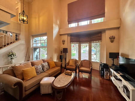 บ้านเดี่ยว 2 ชั้น  ขุนนนท์นิเวศน์  เนื้อที่ 131  ตร.ว. แขวงบางขุนนนท์  เขตบางกอกน้อย  กรุงเทพมหานคร