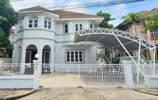 ขาย บ้านเดี่ยว 2 ชั้น ชวนชื่นลาดพร้าว  ซอย สุคนธสวัสดิ์ 34 ลาดพร้าว 