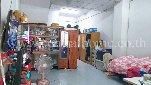 ทาวน์เฮ้าส์ 2 ชั้น บ้านสวนทอง วิลล่า 8 ลำลูกกา ปทุมธานี