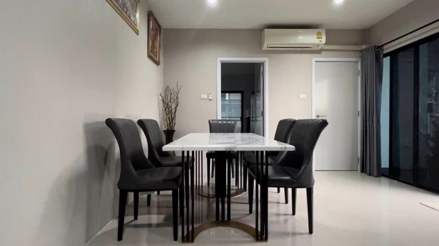 ขายบ้านเดี่ยว 2 ชั้น 55.5 ตรว. โครงการ ดิ เอ็มเบรส จตุโชติ-หทัยราษฎร์ The Embrace เฟอร์พร้อมอยู่ ใกล้แฟชั่นไอส์แลนด์