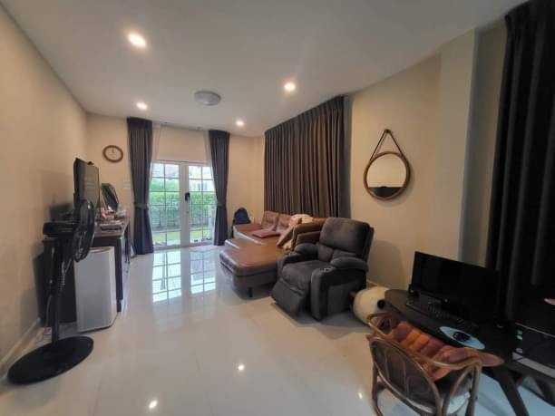 ลดราคา​ขา​ยด่วน​ 4.89 ล. บ้านเดี่ยวสวย 2 ชั้น ขาย​ต่ำ​กว่า​ราคา​ประเมิน​ เจ้าของ​ซื้อ​ไว้​ไม่ได้​อยู่ กุลพัน15 สไตลส์ English Country