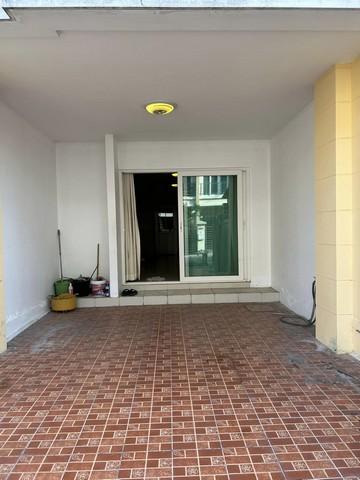 ให้เช่าทาวน์โฮม 3 ชั้น หมู่บ้าน คาซ่า ซิตี้ เกษตร-นวมินทร์ นวลจันทร์ 2 ถนนคลองลำเจียก ใกล้ MRT รามอินทรา 40 พื้นที่ใช้สอยขนาด 146 ตารางเมตร