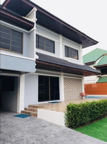 รหัสPM8003 ให้เช่า บ้านกรีนวิลล์ ติดถนนสุขุมวิท @ พัทยาเหนือ-กลาง ตรงข้ามบุญถาวร บางละมุง ชลบุรี การเดินทางสะดวก เหมาะพักอาศัย สระส่วนตัว