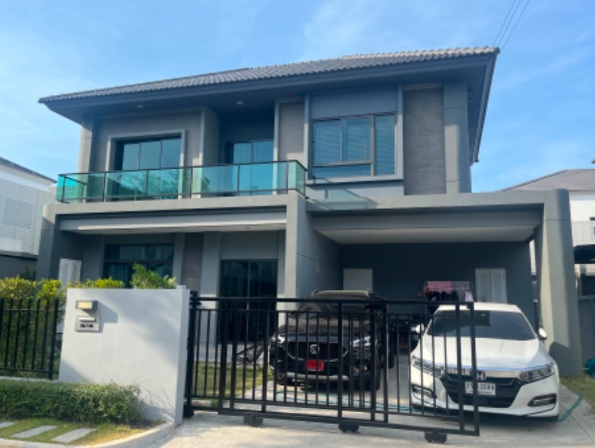 ให้เช่าบ้านเดี่ยว เวนิวพระราม9 ถนนกาญจนาภิเษกตะวันออก เนื้อที่ 61 ตรว มี 4 นอน 3 น้ำ