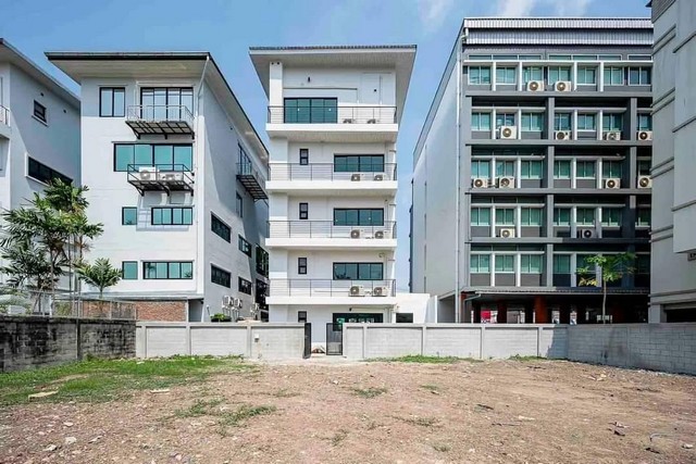 รหัสC6103 ให้เช่าโฮมออฟฟิศ 4ชั้น ปรับปรุงใหม่ มีลิฟท์  ย่านสวนหลวง พัฒนาการ