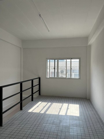 รหัสC6097 ให้เช่าอาคารพาณิชย์ 3ชั้น 1คูหา ถนนงามวงศ์วาน ใกล้เดอะมอลล์งามวงศ์วาน