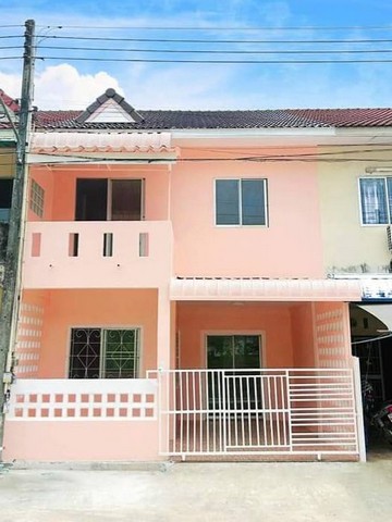 หมู่บ้านลมุลโฮม ผ่อนเดือน 4500 บาท  ติดถนนเส้นหลักเพียง 50 เมตร