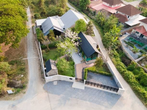 ลดราคาขาย​ 10.9 ล.เท่านั้น 230​ ตรว. โซนหางดง​ ใกล้รร.นานาชาติ​เก​รซ บ้านสวยสไตล์โมเดิร์นลอฟท์ โครงสร้างแข็งแรง​ พื้นที่​กว้าง​