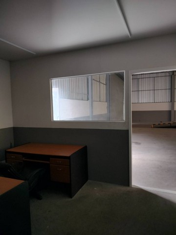 BS1329ให้เช่าโกดังพื้นที่ 1,300 ตรม.ในนิคมอุตสาหกรรมลาดกระบัง เหมาะทำโกดัง โรงงาน