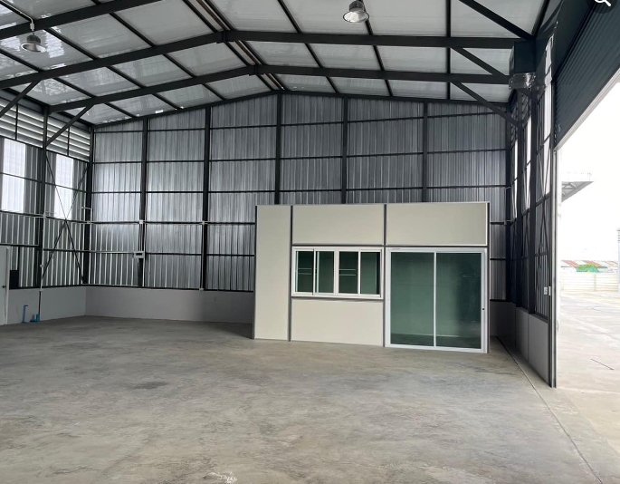 ให้เช่า โกดัง คลังสินค้า ซอยแพรกษา10/2 ขนาด 275 ตรม