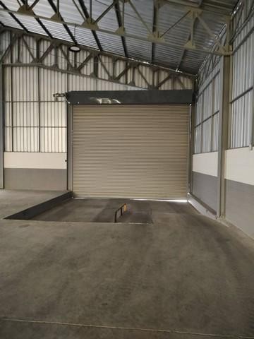 POR4038 ให้เช่า โกดังพื้นที่ 1,300 ตรม. ซอยนิคมอุตสาหกรรมลาดกระบัง แขวงลำปลาทิว เขตลาดกระบัง เหมาะทำโกดัง โรงงาน