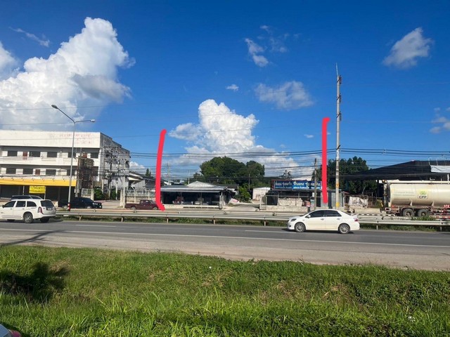 ขายที่ดินติดถนนมิตรภาพ อำเภอเมืองขอนแก่น จังหวัดขอนแก่น จำนวน 3 ไร่ 1 งาน 69 ตารางวา##รายละเอียดและที่ตั้งทรัพย์-ที่ดินขนาด 3 ไร่ 1 งาน 69 ตารางวา-ติดถนนมิตรภาพขาออกจากขอนแก่น-ไปอำเภอบ้านไผ่-ตั้งอยู่เทศบาล ตำบลท่าพระ อำเภอเมืองขอนแก่น จังหวัดขอนแก่น-ด้านข้างติดกับ เครือบริษัทไทยน้ำทิพย์ อีกข้างติดหจก.ทวีคูณค้าข้าว-ห่างจากตัวเมืองขอนแก่นเพียง 9 กิโลเมตร-เหมาะ