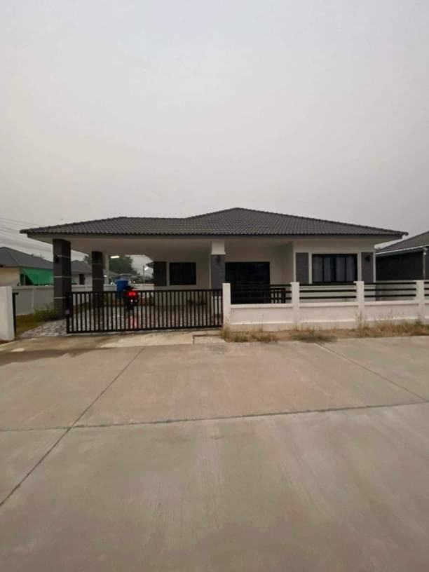 โซนดอยสะเก็ด ขายเพียง 1.65 ล้าน 61 ตรว. บ้านชั้นเดียว ไม่รวมเฟอร์นิเจอร์​ ถนนหน้าบ้านกว้าง​ 8​ เมตร ไป #เซ็นทรัลเฟสติวัล 20 นาที