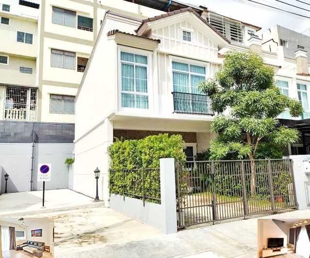 หลังมุม 20ตรว.Indy รามคำแหง 2 เมกา บางนา ให้เช่าทาวน์โฮม 2 ชั้น เฟอร์ครบ เป็นส่วนตัว 2นอน 3น้ำ 2จอดรถ 3แอร์ มีสวน MRT ทำเลดี