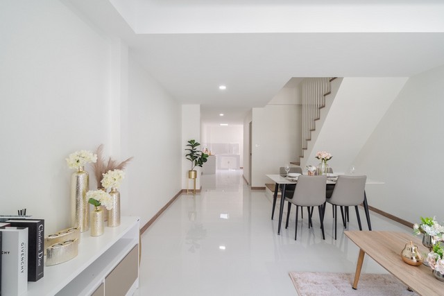 ขายทาวน์โฮม2ชั้น 3นอน3น้ำ 19ตรว. 2.29ล้านบาท ใกล้เซ็นทรัลเฟส ต.ฟ้าฮ่าม อ.เมือง เชียงใหม่