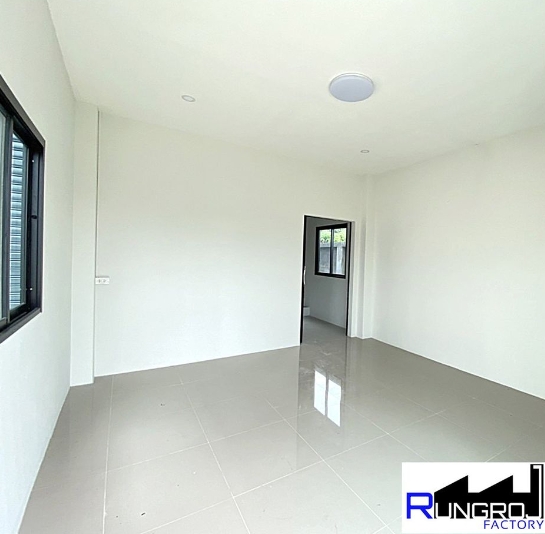 ให้เช่าโกดัง โรงงาน  222ตรม  ลาดหลุมแก้ว บางบัวทอง ปทุมธานี ใกล้คลังสินค้าเซเว่น นนทบุรี