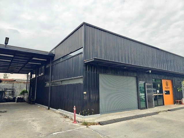 ให้เช่าโกดังพร้อมออฟฟิศ 160 ตร.ม. ย่านพัฒนาการ 44 เขตสวนหลวง ใกล้ MRT หัวหมาก ใกล้ทางด่วน