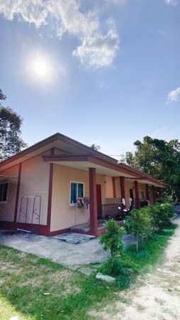 Vacant land for rent, area 370 sq m, with 8 houses for rent, near Koh Samui Airport.