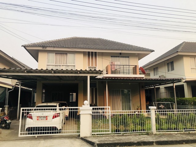 ขายด่วน บ้านเดี่ยว 2 ชั้น กาญจน์กนกวิลล์ 8 ใกล้กับ มหาวิทยาลัยแม่โจ้ ต.ป่าไผ่ อ.สันทราย จ.เชียงใหม่ 