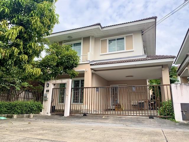 ขายบ้านเดี่ยว 2 ชั้นหลังมุม หมู่บ้านกรองทอง ทรอปิคอล เฉลิมพระเกียรติ ร.9 พื้นที่ใช้สอย 175 ตารางเมตร 3 ห้องนอน 3 ห้องน้ำ